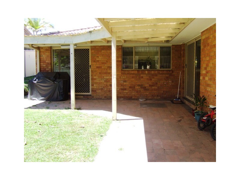 66 Avocado Street, Elanora QLD 4221