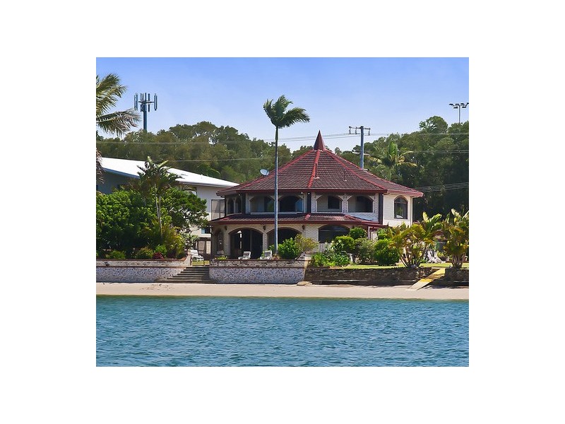 82 Mallawa Drive, Palm Beach QLD 4221