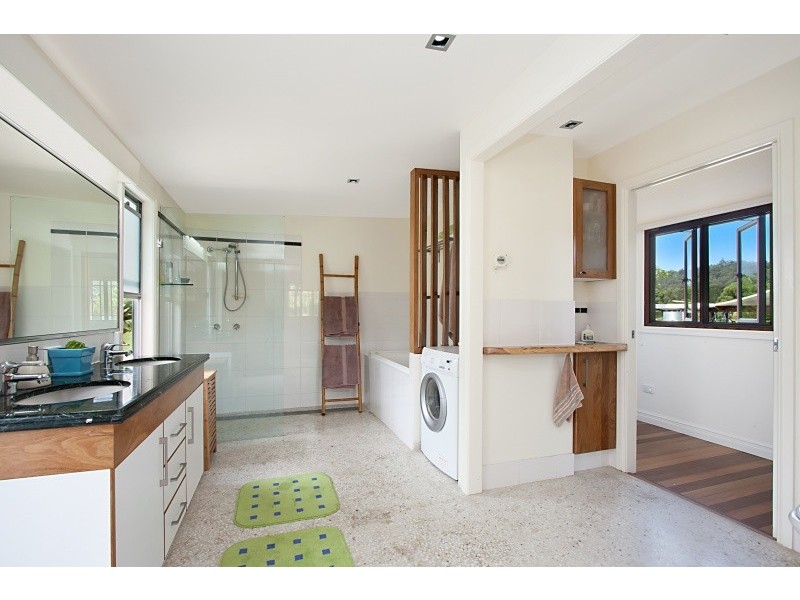 21 Village Way, Currumbin Valley QLD 4223