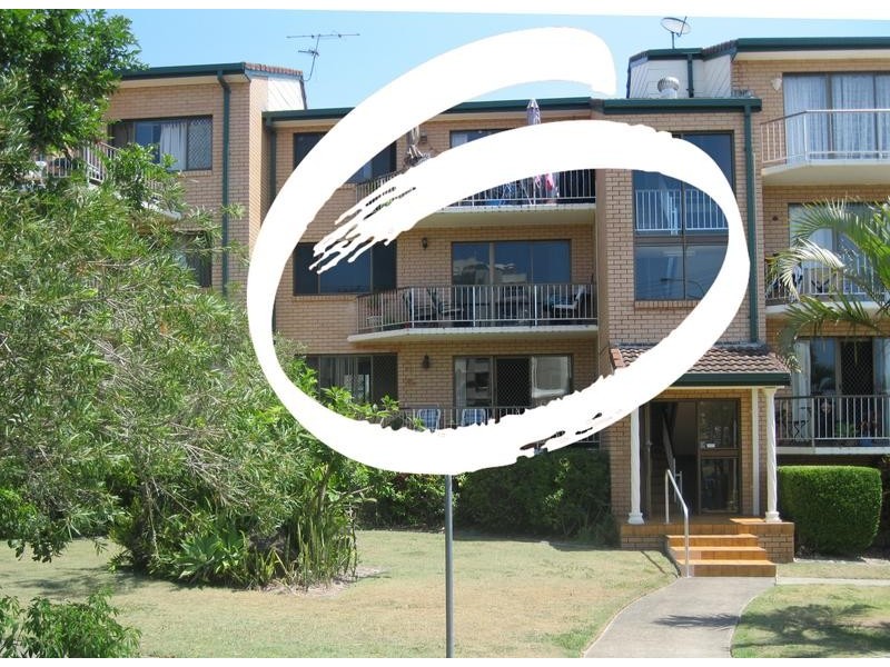 8/2 Twenty Eighth Avenue, Palm Beach QLD 4221