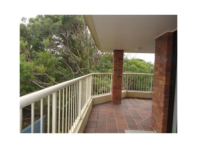 6/11 Tenth Avenue, Palm Beach QLD 4221