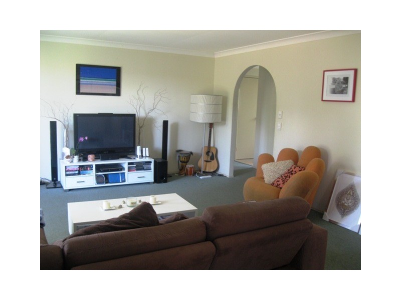 61 Avocado Street, Elanora QLD 4221