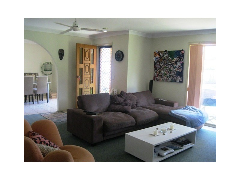 61 Avocado Street, Elanora QLD 4221