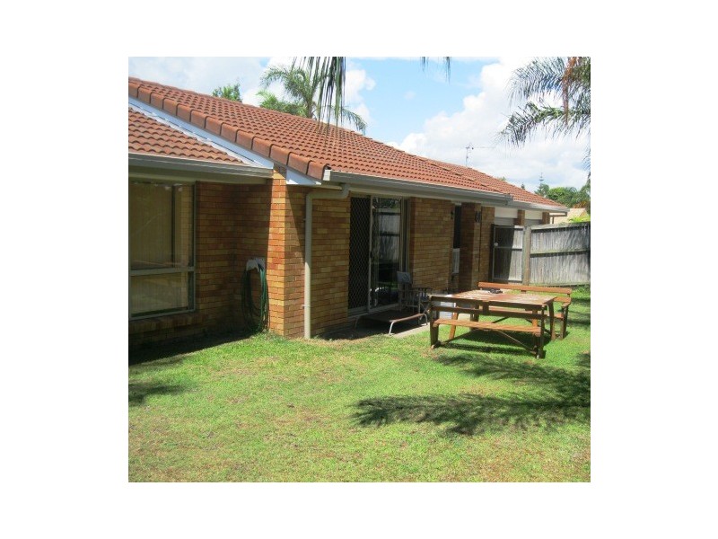 61 Avocado Street, Elanora QLD 4221