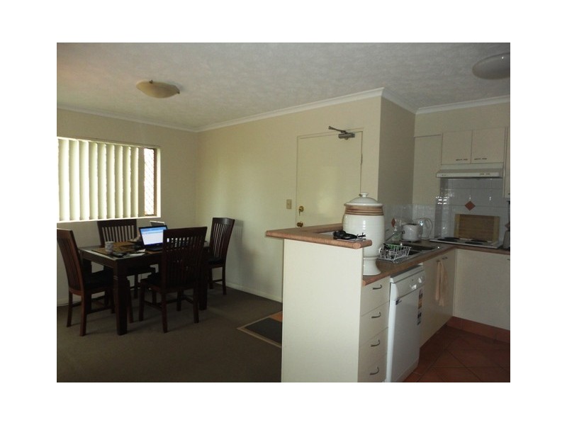 2/1260 Gold Coast Highway, Palm Beach QLD 4221