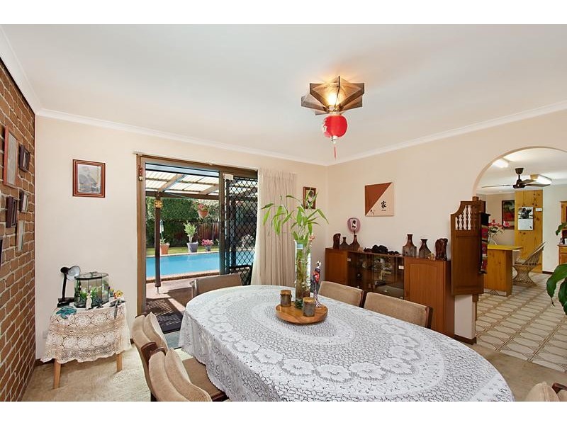 35 Spindle Street, Palm Beach QLD 4221