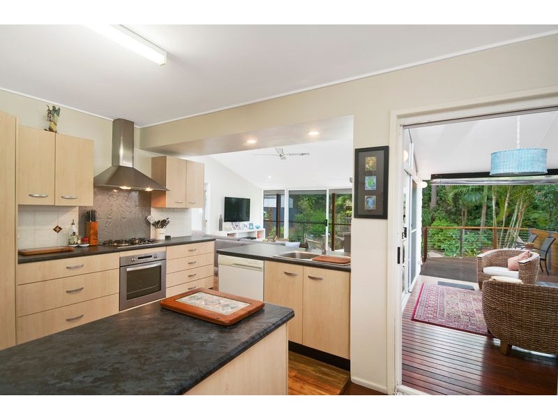 16 Alpha Avenue, Currumbin QLD 4223