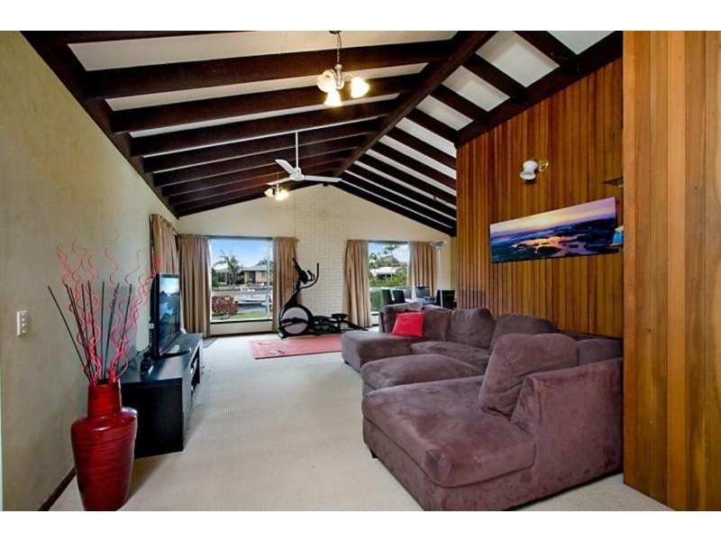 14 Marlin Court, Palm Beach QLD 4221