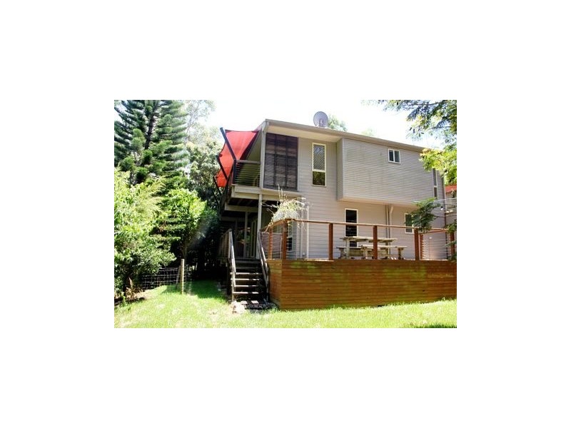 27 Fenton Drive, Tallebudgera QLD 4228