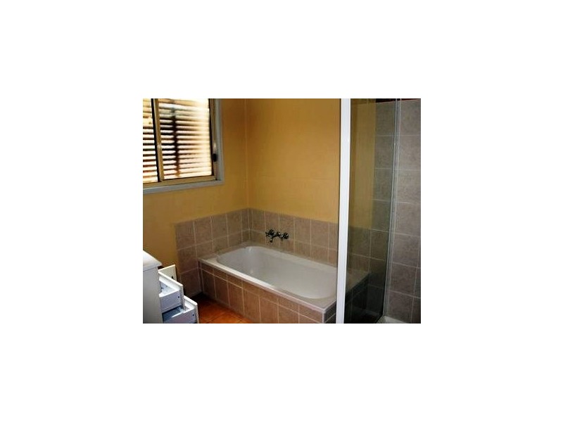 27 Fenton Drive, Tallebudgera QLD 4228