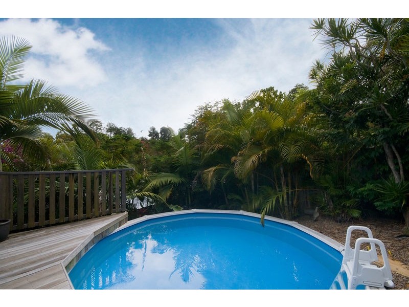 4 Bunbury Court, Elanora QLD 4221