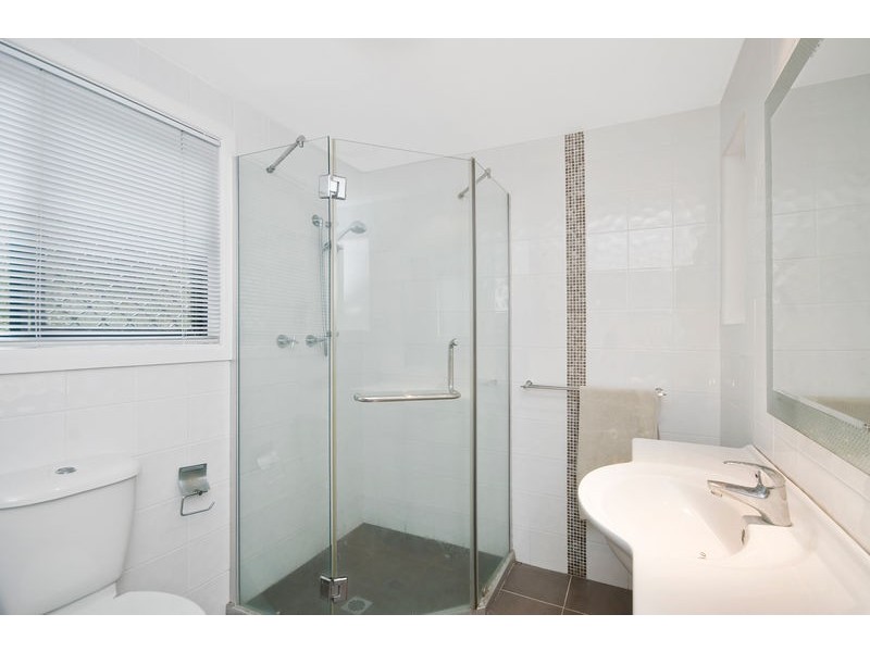 4 Bunbury Court, Elanora QLD 4221