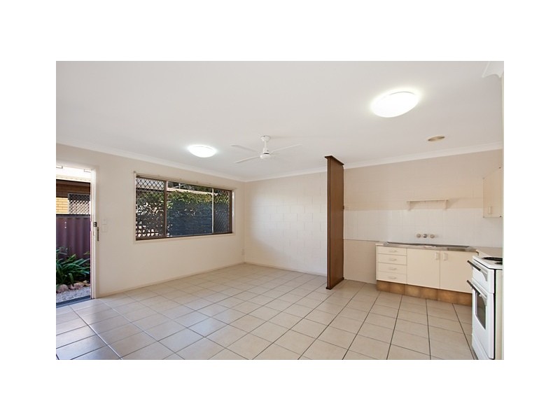 4/18 Sarawak Avenue, Palm Beach QLD 4221