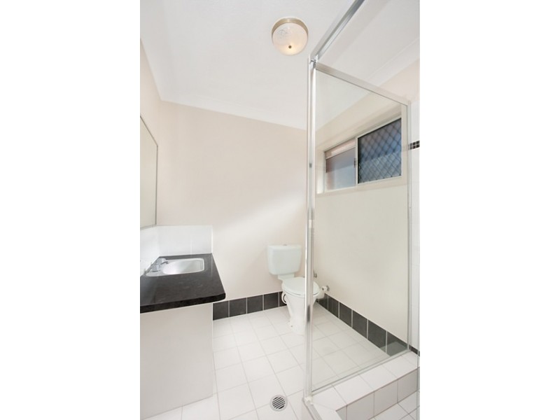 4/18 Sarawak Avenue, Palm Beach QLD 4221