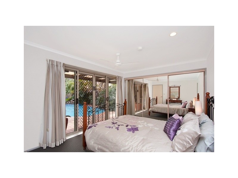 15 Bergamont Street, Elanora QLD 4221