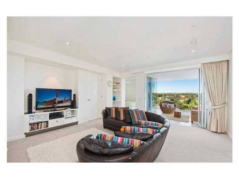 501/1 Haig Street, Kirra QLD 4225