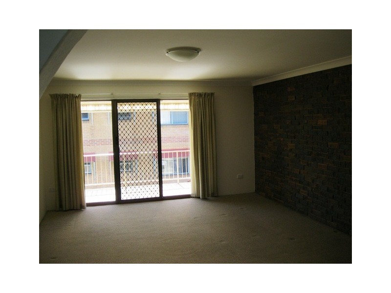 6/48 Sarawak Avenue, Palm Beach QLD 4221