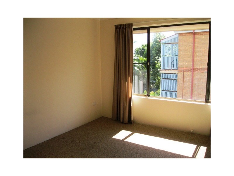 6/48 Sarawak Avenue, Palm Beach QLD 4221