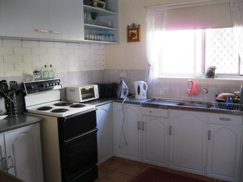 2/1873 Gold Coast Highway, Burleigh Heads QLD 4220