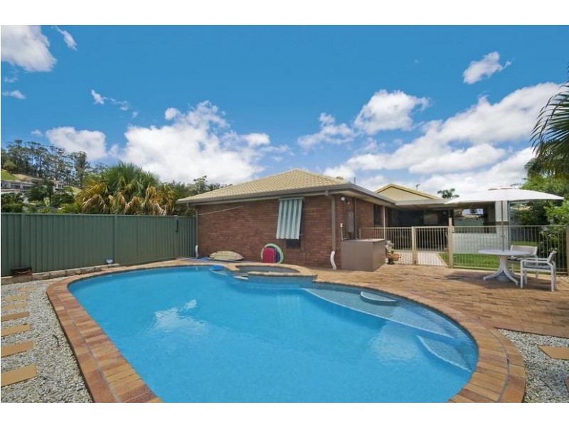 54 Bienvenue Drive, Currumbin Waters QLD 4223