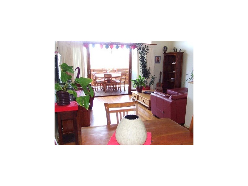 2/36 Fourth ave, Palm Beach QLD 4221