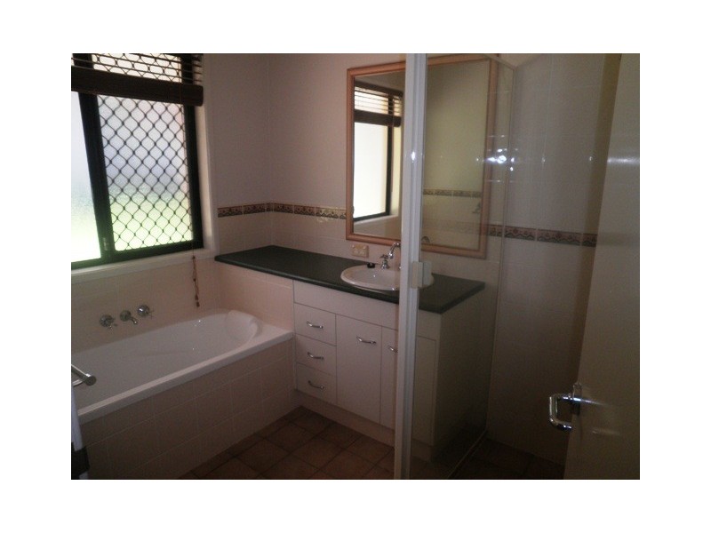 14 Seville Court, Burleigh Heads QLD 4220