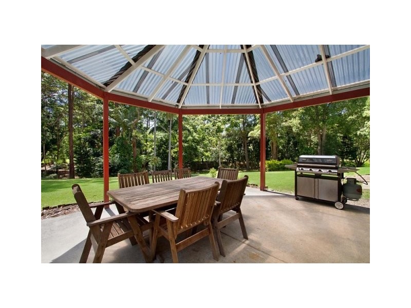1 Wisteria Court, Tallebudgera Valley QLD 4228