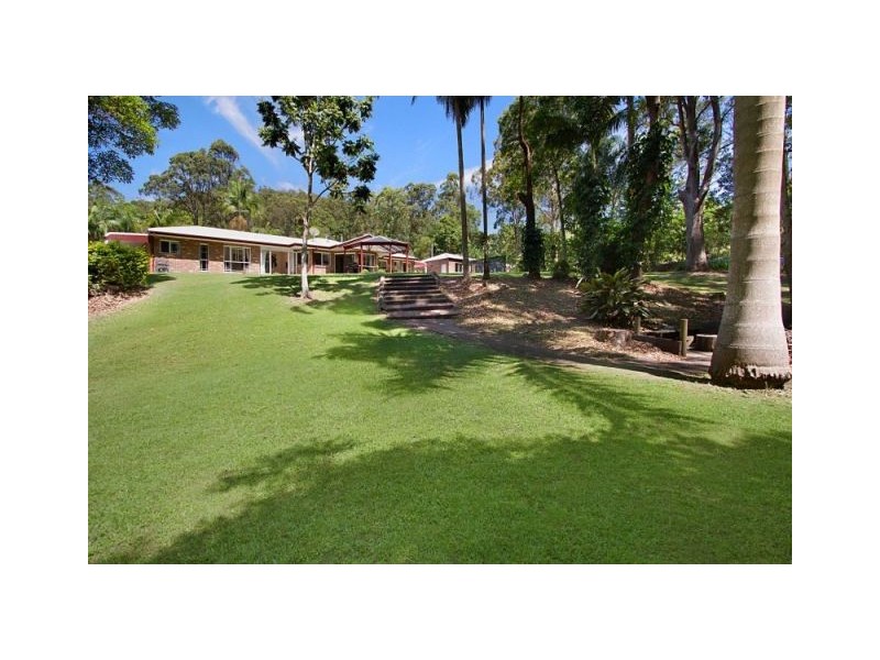 1 Wisteria Court, Tallebudgera Valley QLD 4228