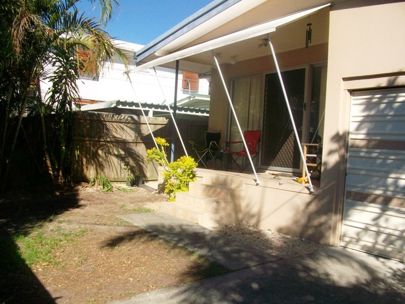 14 Ninth Avenue, Palm Beach QLD 4221