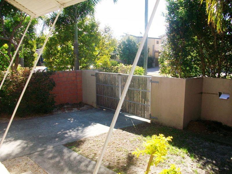 14 Ninth Avenue, Palm Beach QLD 4221