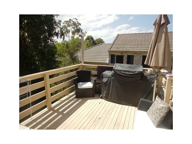 41 Hibertia Avenue, Elanora QLD 4221