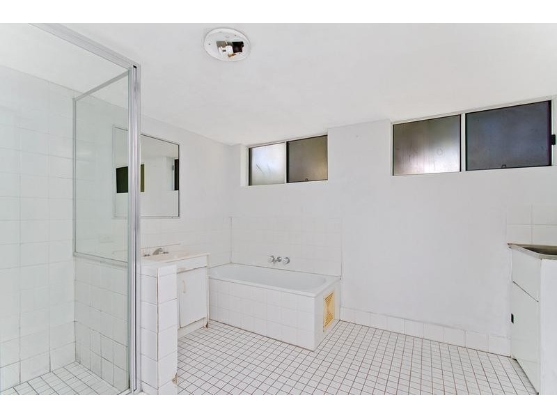 8/32 Alinjarra Drive, Tugun QLD 4224