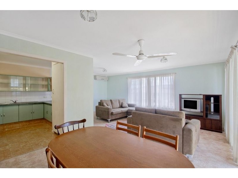 4/2 Twenty Sixth Avenue, Palm Beach QLD 4221