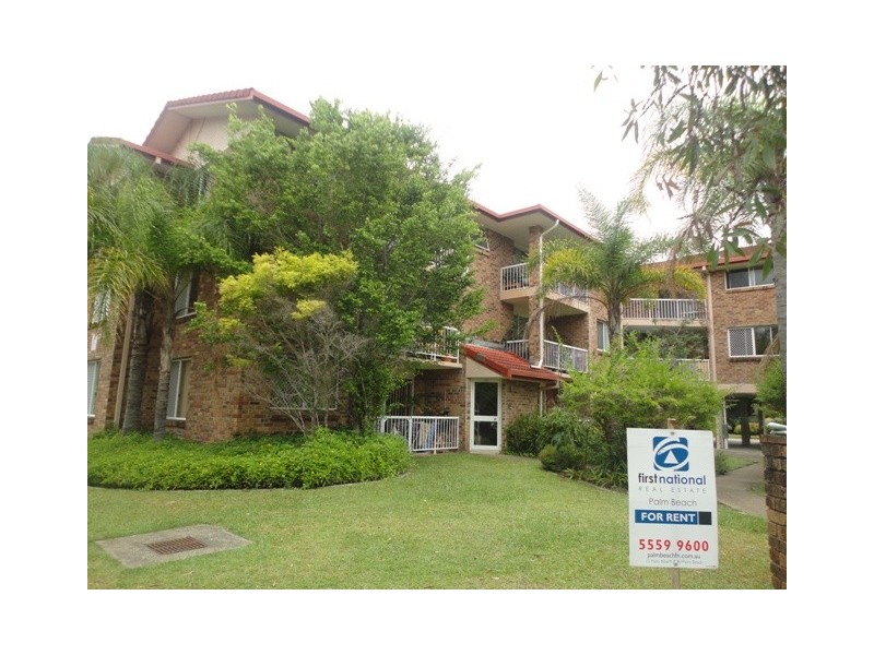 4/5 Rolan Court, Palm Beach QLD 4221