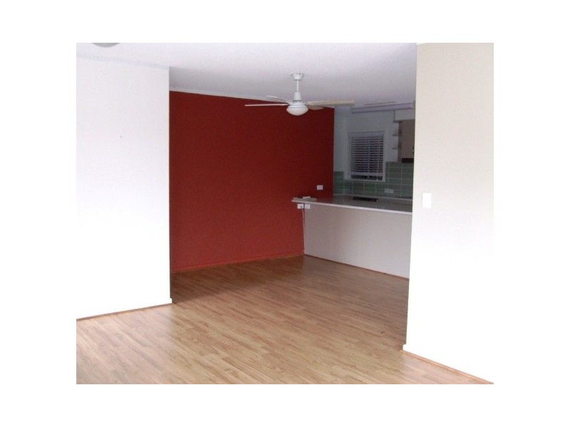 3/2 Twenty Sixth Avenue, Palm Beach QLD 4221