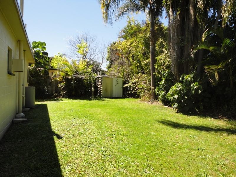 20 Merauke Avenue, Palm Beach QLD 4221