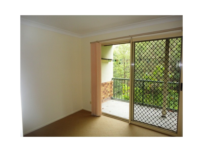 9/15 Simpsons Road, Elanora QLD 4221