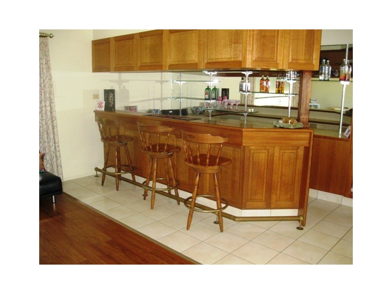 7 Rottnest Court, Elanora QLD 4221