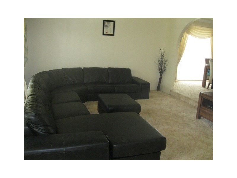 7 Rottnest Court, Elanora QLD 4221