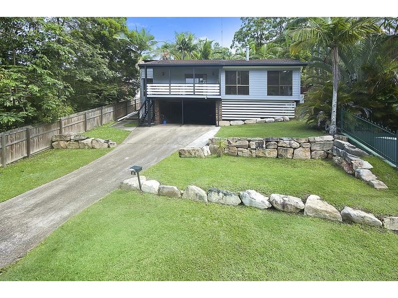 8 Glentrees Grove, Currumbin Waters QLD 4223