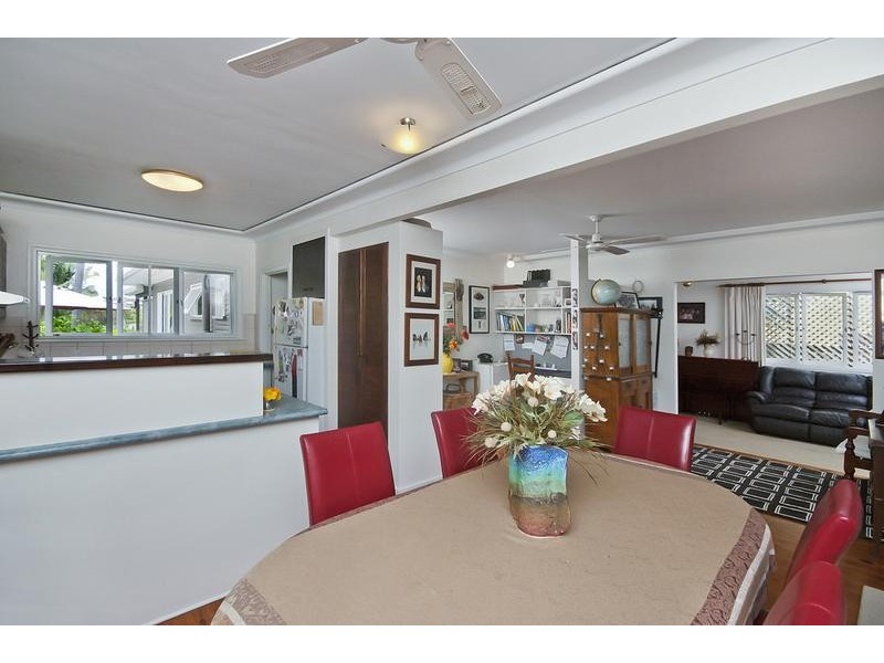 28 Diana Avenue, Burleigh Heads QLD 4220