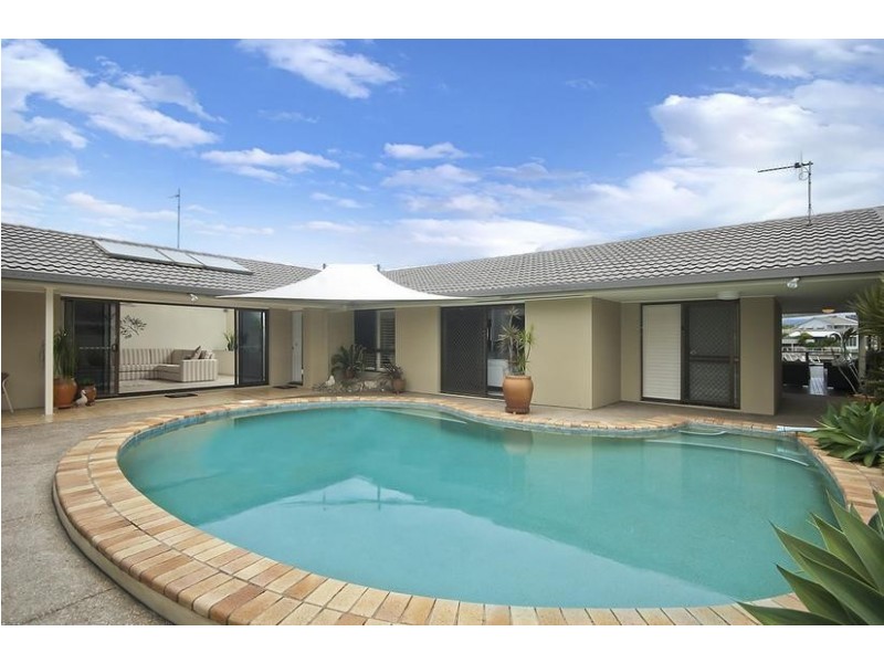 110 Melaleuca Drive, Palm Beach QLD 4221