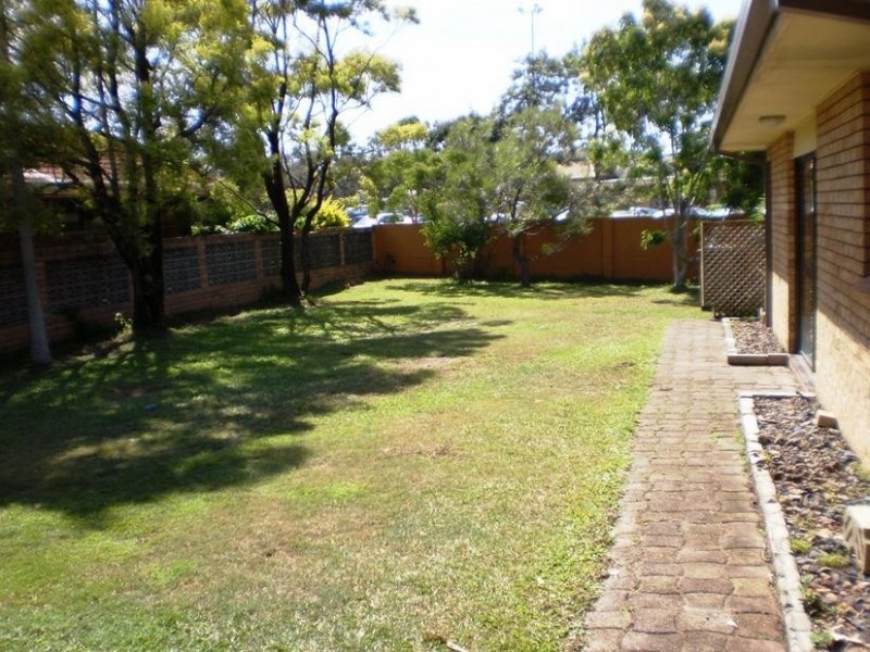 7 Araucaria Way, Elanora QLD 4221