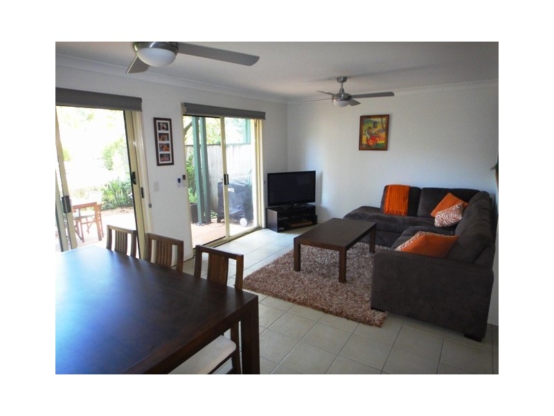 20/1 Township Drive, Burleigh Heads QLD 4220