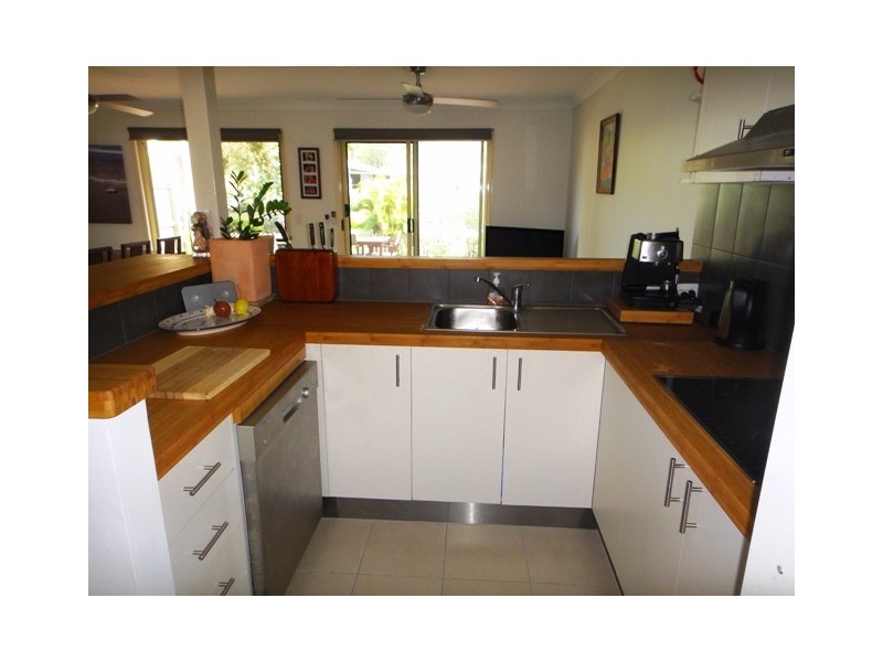 20/1 Township Drive, Burleigh Heads QLD 4220