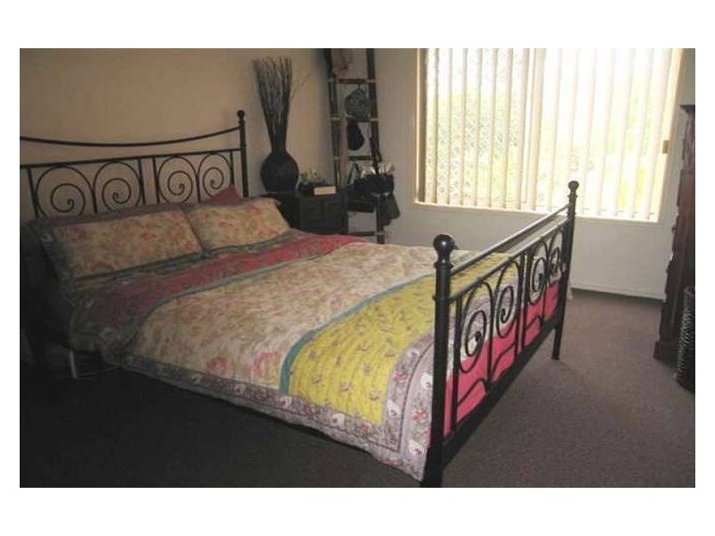 1/6 Stormbird Place, Carrara QLD 4211