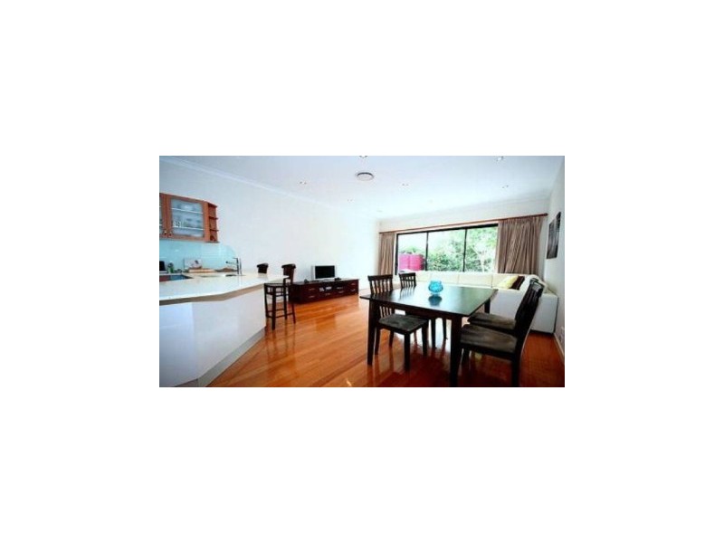 2/33 Dolphin Avenue, Mermaid Beach QLD 4218