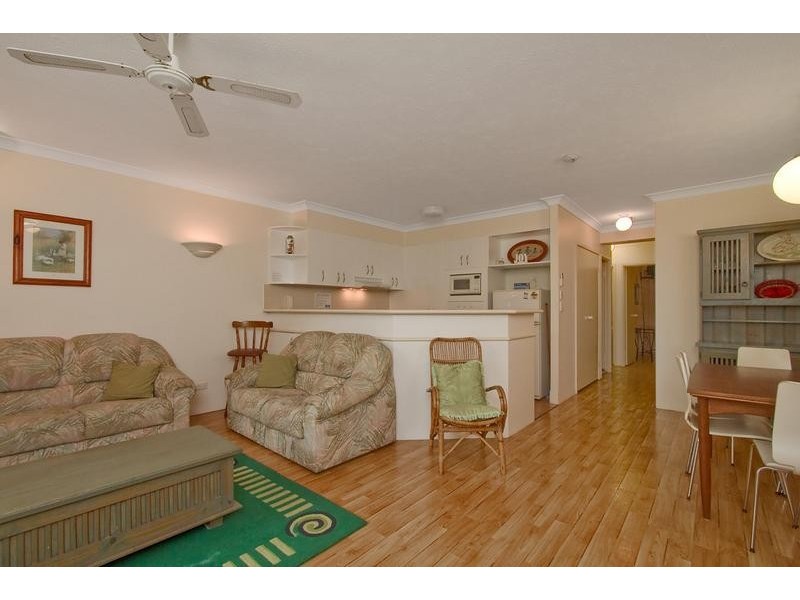 109/955 Gold Coast Highway, Palm Beach QLD 4221