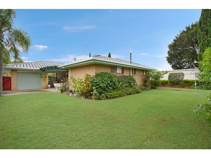 4 Parnki Parade, Palm Beach QLD 4221