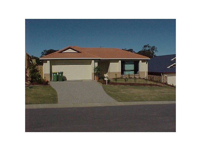 35 Tipuana Drive, Elanora QLD 4221